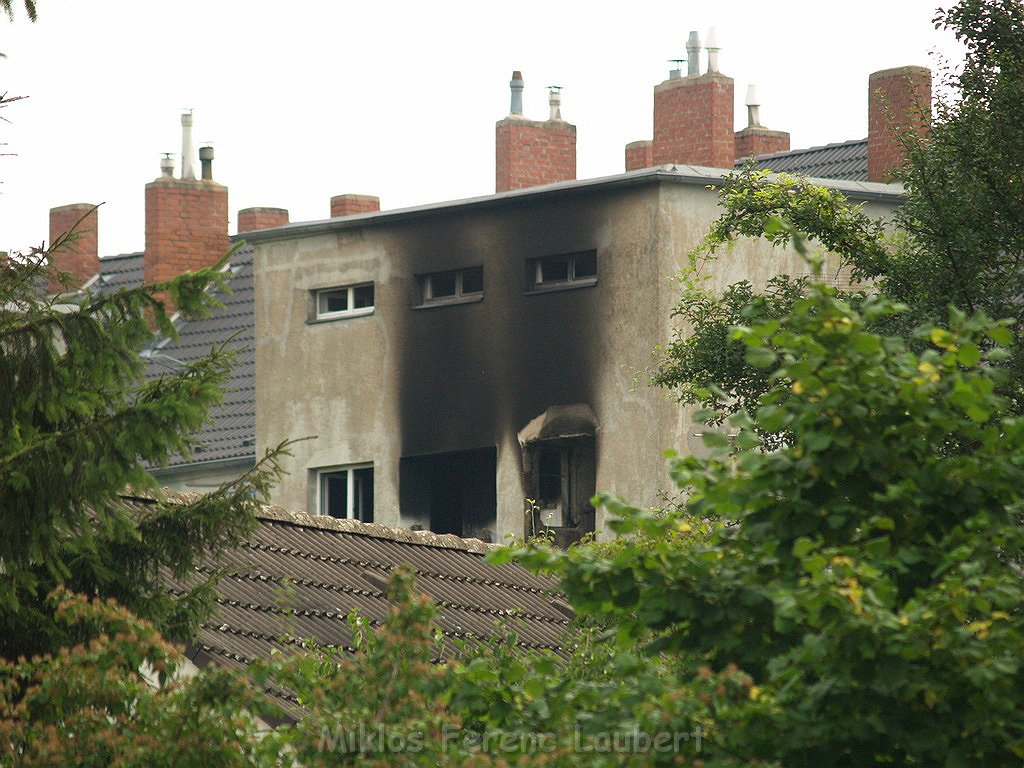 Wohnungsbrand 1 Brandtote Koeln Buchheim Dortmunderstr P100.JPG
